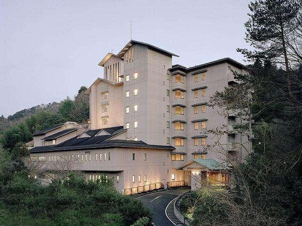 ���E�r�n�q�` �n���������@������A��v����