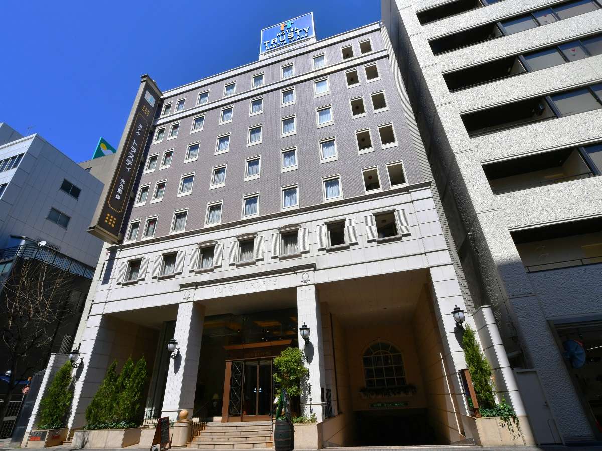 �z�e���g���X�e�B���É��h�@�O��