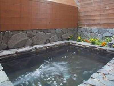 �i����ݕʑ��⁕��R���h�~�j�A����K�[�����h�R�[�g�F����