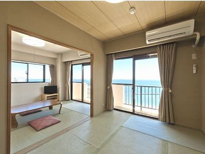 �i����ݕʑ��⁕��R���h�~�j�A����O�����r���[�M�C