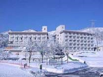 �O���[�v�ݐ؃o�X�ōs���@�X�L�[���X�m�{�c�A�[