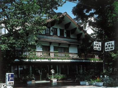 �O���[�v�ݐ؃o�X�ōs���@�X�L�[���X�m�{�c�A�[