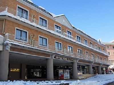 �O���[�v�ݐ؃o�X�ōs���@�X�L�[���X�m�{�c�A�[