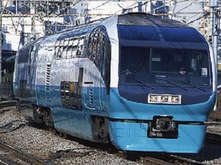 �r�u�x��q�P